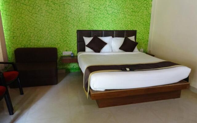 Holiday Inn Beach Resort