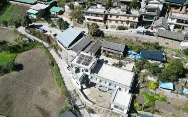 Tiger Leaping Gorge Yijing Yungu Homestay – Outside – Shangri-La