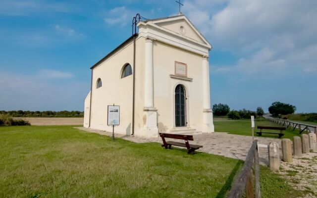 Nice holiday home close to sea front, in Rosolina Mare, near Venice.