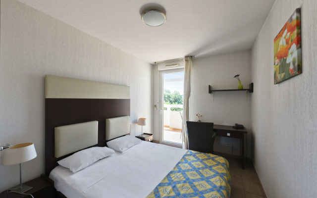 Comfort Aparthotel Six-Fours