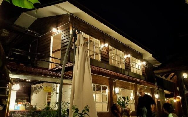 Chang Home Guest House