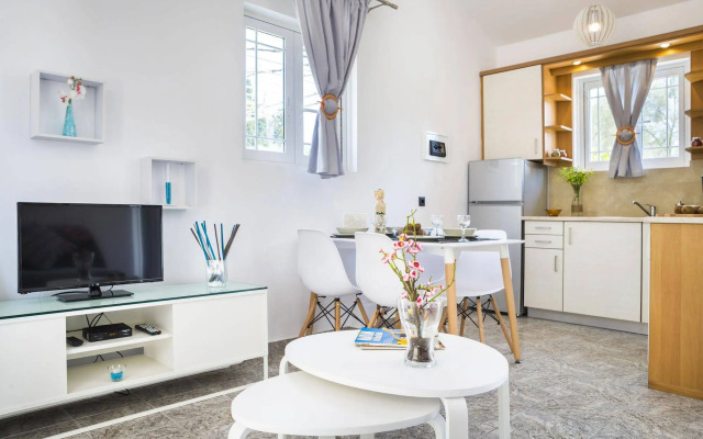 Cypress Garden Villas