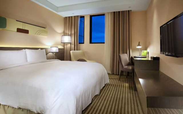 Two Tails Hotel Luzhou