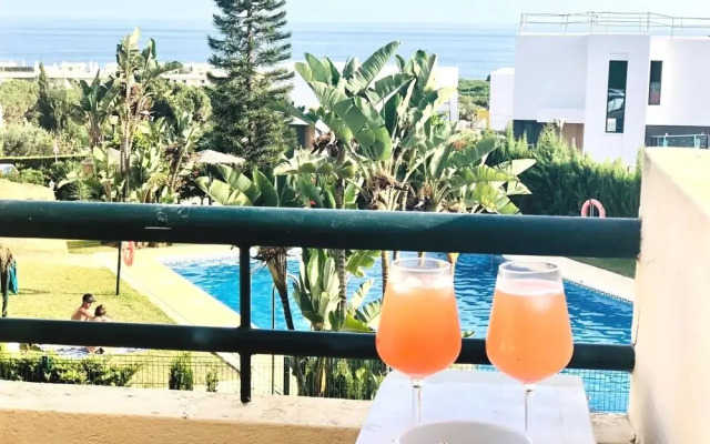 Cozy Townhouse With sea View in Marbella Mijas