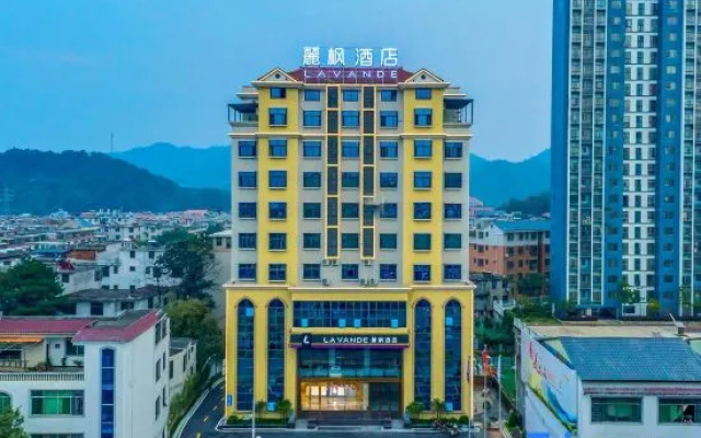Lavande Hotel (Longnan Yingbin Avenue) – Outside – Ganzhou
