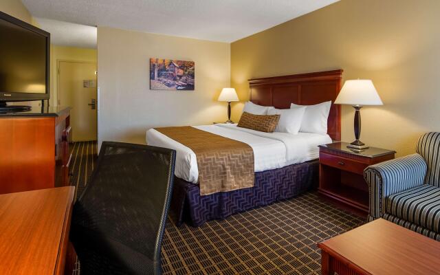 Best Western Plus Bridgeport Inn