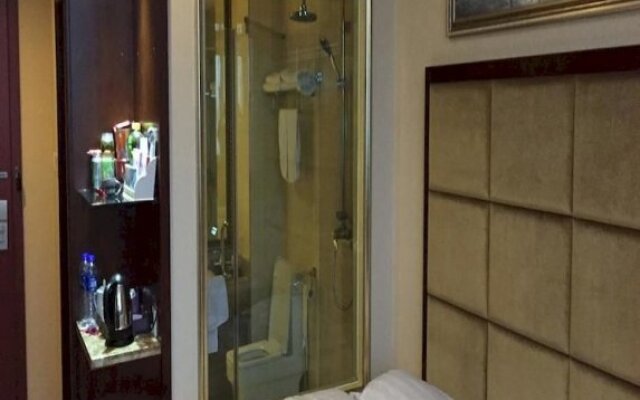 Linhai Hotel