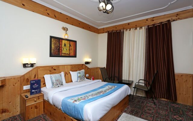 OYO 1837 Hotel Golden Meadows