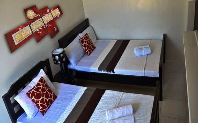 AA Travellers Pad Hotel