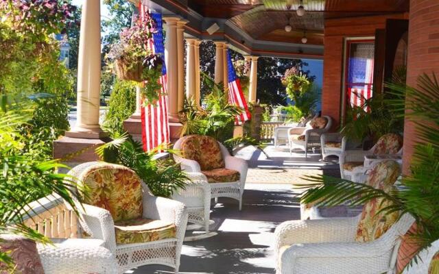 Union Gables Bed & Breakfast