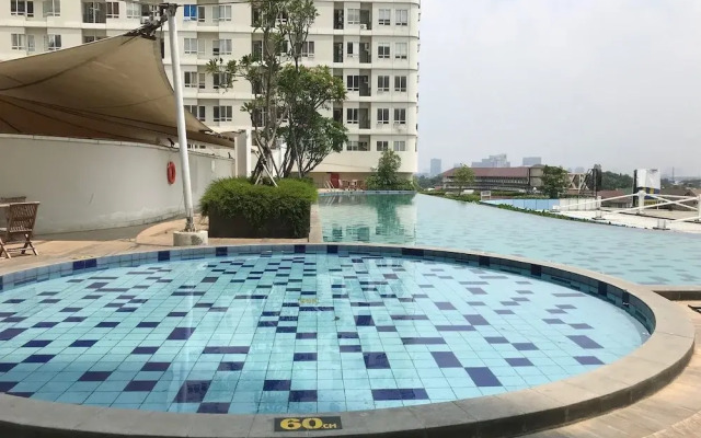 Full Parquette 2BR @ Cinere Bellevue Apartment