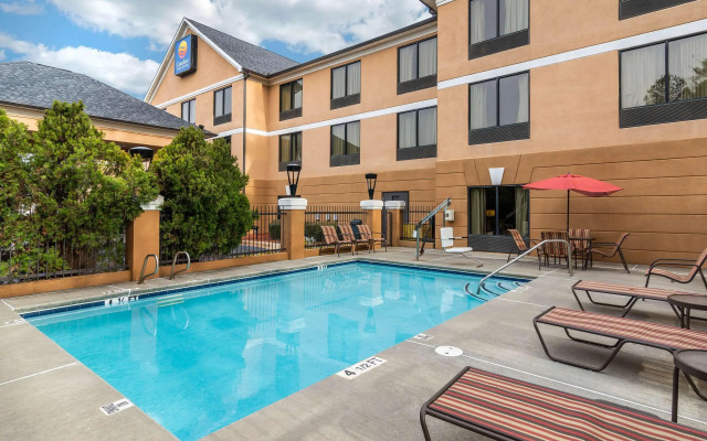 Comfort Inn & Suites Peachtree Corners