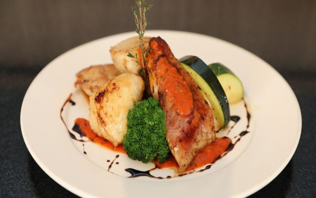 Kenenisa.. Oasis International Hotel