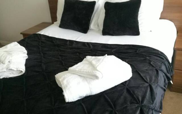 The Barley Sheaf Inn