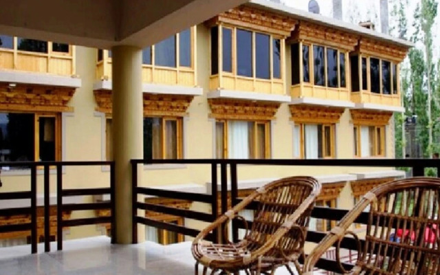 Hotel Latso
