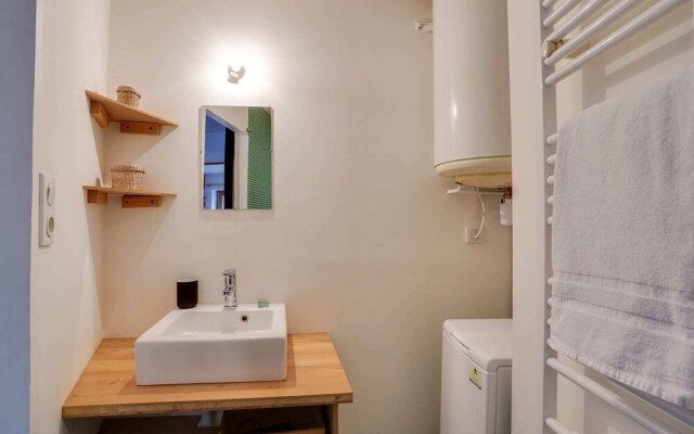 Loft-style Apartment in the 3rd District