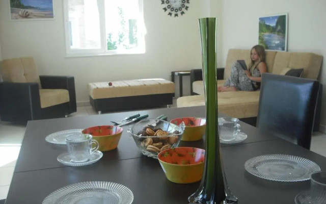 Gorgeous 2 Bed Private Ground Floor Home In One Of Side's Most Exclusive Communi
