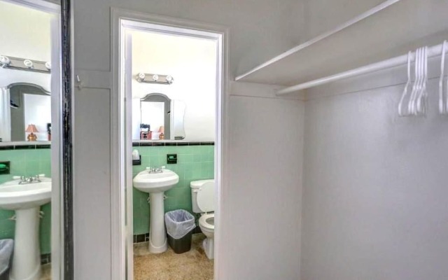 Richard's Pet Friendly Motel