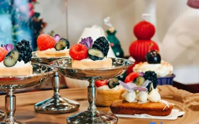 Jianguo Hidden Hotel