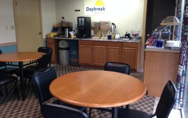 Days Inn by Wyndham Florence Downtown