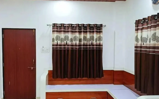 Janani Niwas Matheran