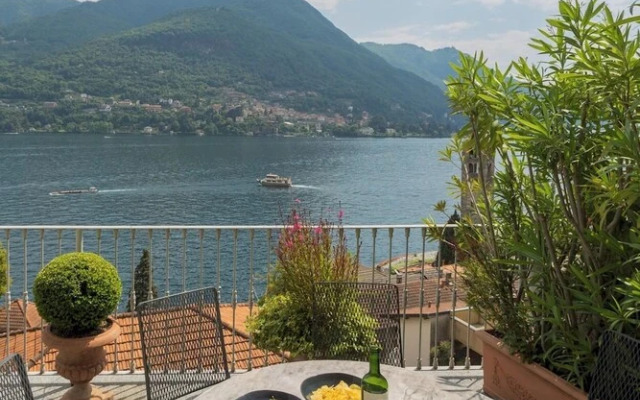 Vista Lario by Rent all Como