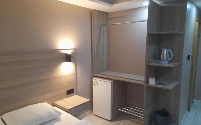 Moon Hotel Şirinevler