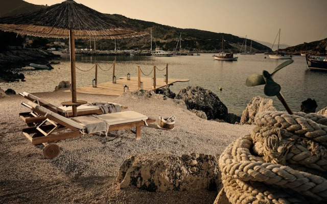 Nobelos Seaside Lodge