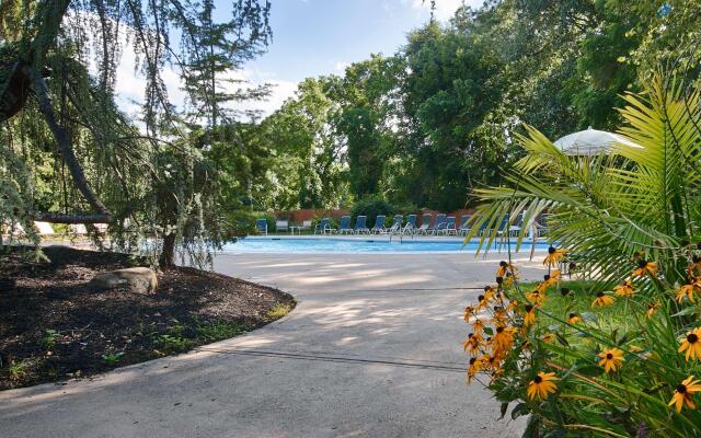 SureStay Plus by Best Western Woodbury Inn