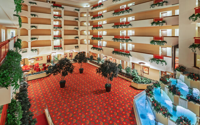 Holiday Inn Hotel & Suites Springfield - I-44, an IHG Hotel