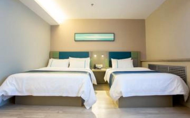 Homeinn Selected (Heihe Central Street Pedestrian Street)