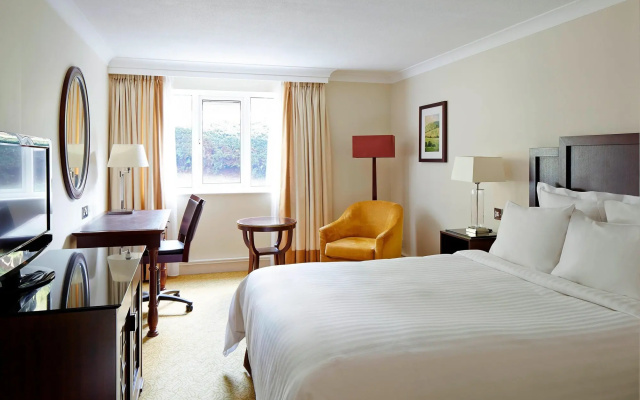 Delta Hotels by Marriott Tudor Park Country Club