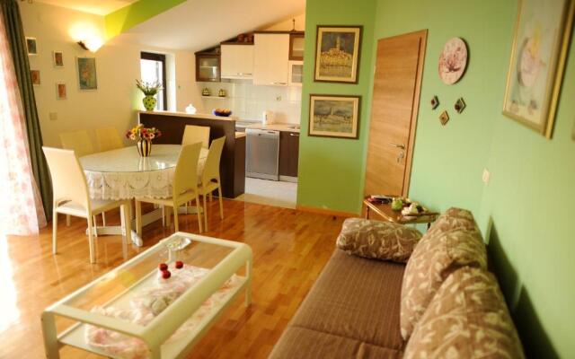 Apartments&Rooms Jelavić