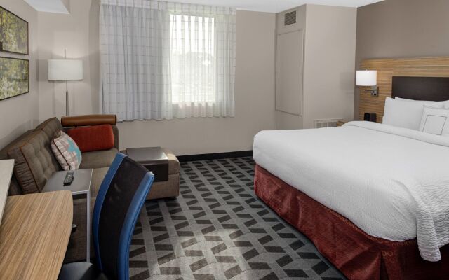 TownePlace Suites by Marriott Parkersburg