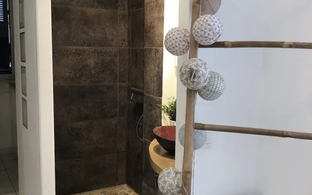 La Tanière de l'Ours Blanc Aubagne-Cassis-Aix en Provence