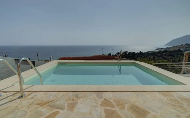 Ouzo Panoramic Houses 2, with private pool