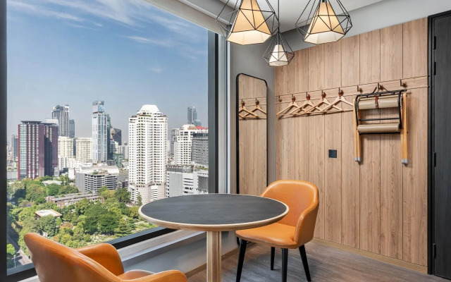 Moxy Bangkok Ratchaprasong