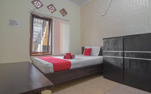 Reddoorz Near Sepinggan Airport Balikpapan 2