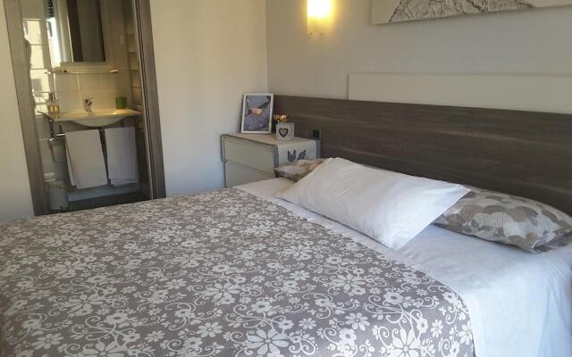 B&B Carolina Napoli-Vomero