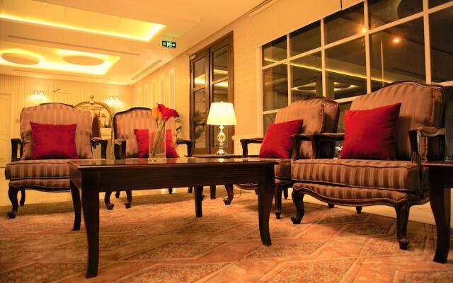 Land Beach Al Aqiq