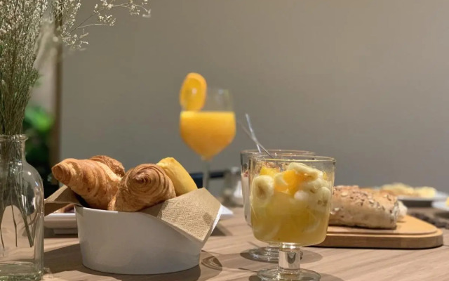 Spot Family Apartments