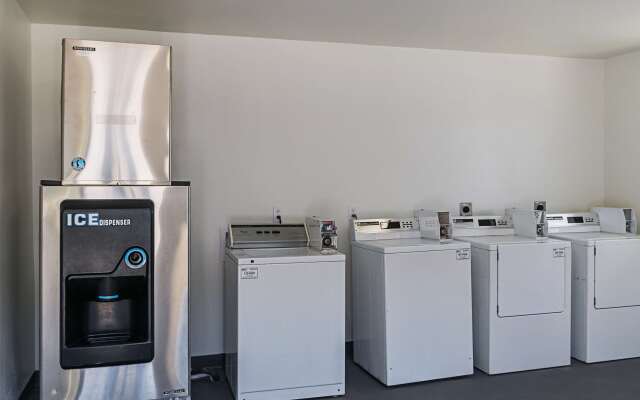 Motel 6 Bay Saint Louis, MS