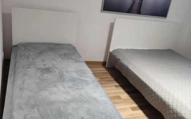 Sleepy3city Apartments 10 Lutego 23