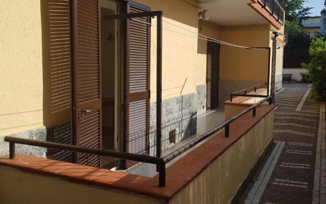 New House Napoli parcheggio gratis