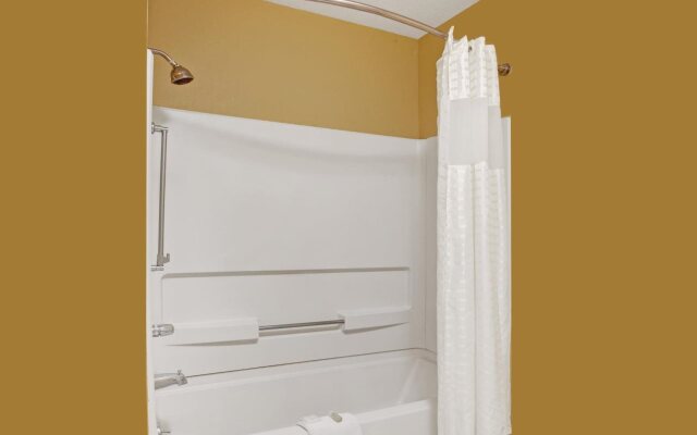 Americas Best Value Inn Memphis I-240