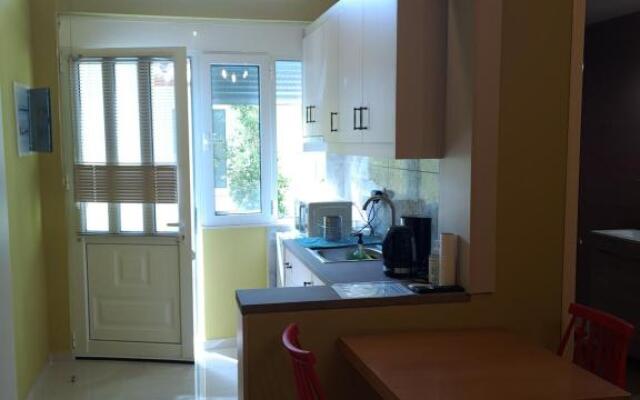 Vicky's place,near Athens airport