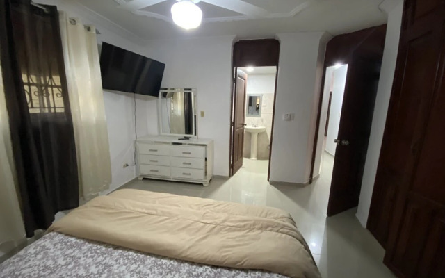 Cozy 3-bedroom Apartment in Santo Domingo!