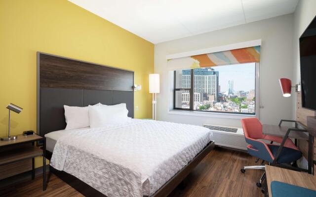 Tru By Hilton Baltimore Harbor East, MD