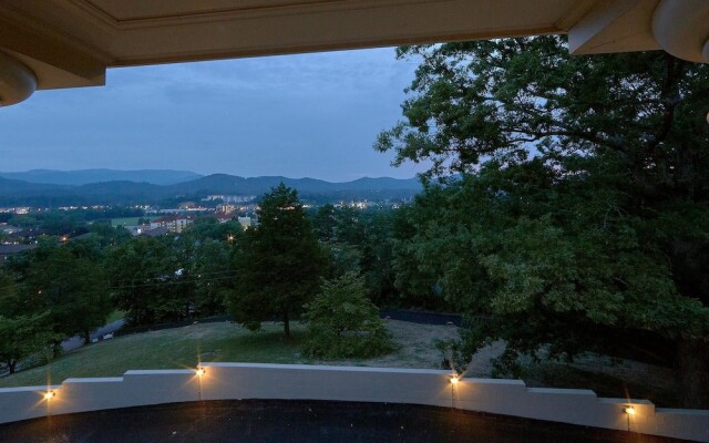 The Pillars Holiday home 9