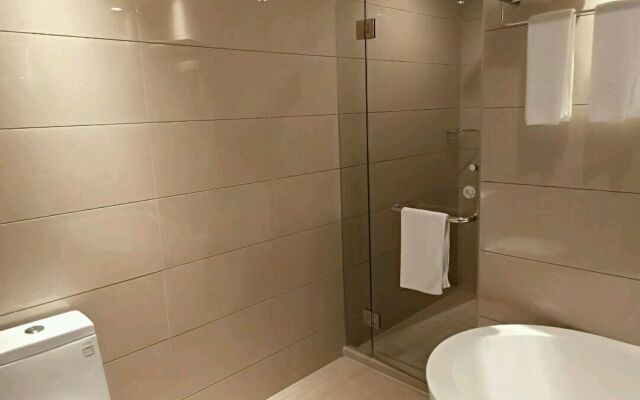 HengNa International Hotel